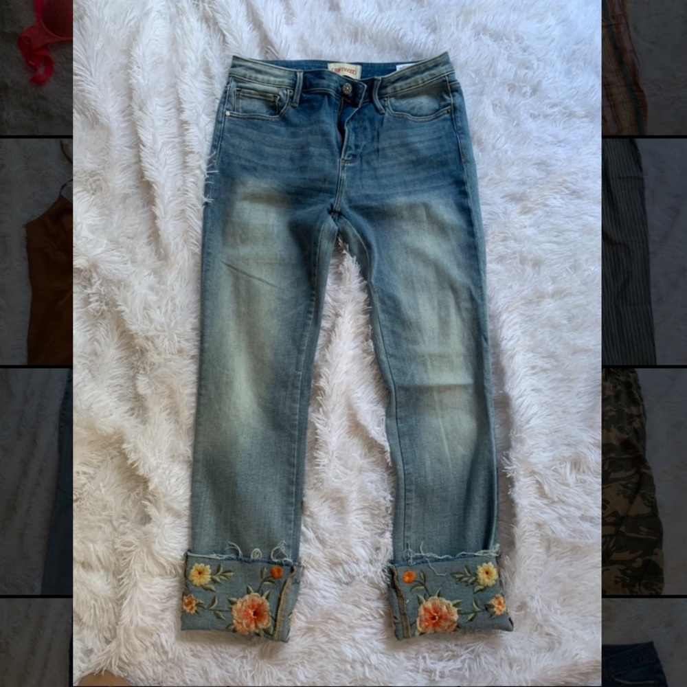 Driftwood embroidered denim! Size 29